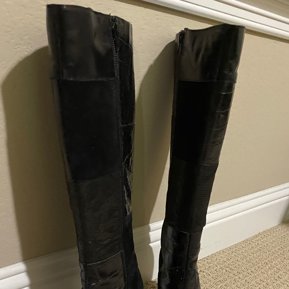 Bandolino 8.5 Black Leather Patchwork Boots - Picture 6 of 7